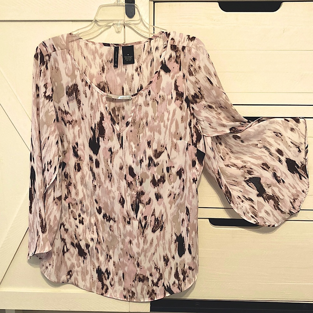 New Directions , flowy , multi pink & blush shades- beautiful blouse